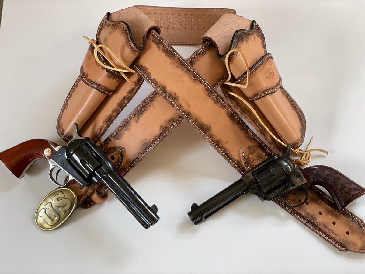 Complete Set Up! Unlined Handmade Herman Oak leather Cowboy Belt, Shot –  Harbour Mercantile Holsters and Knives