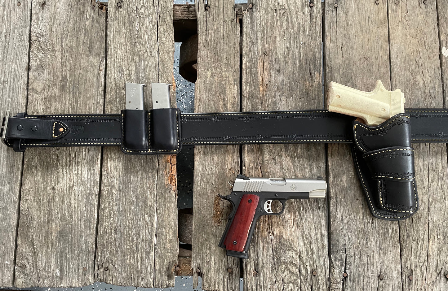 
                  
                    Wild Bunch Handmade Herman Oak leather USA MADE Wild bunch belt and holster 1911 belt and holster
                  
                