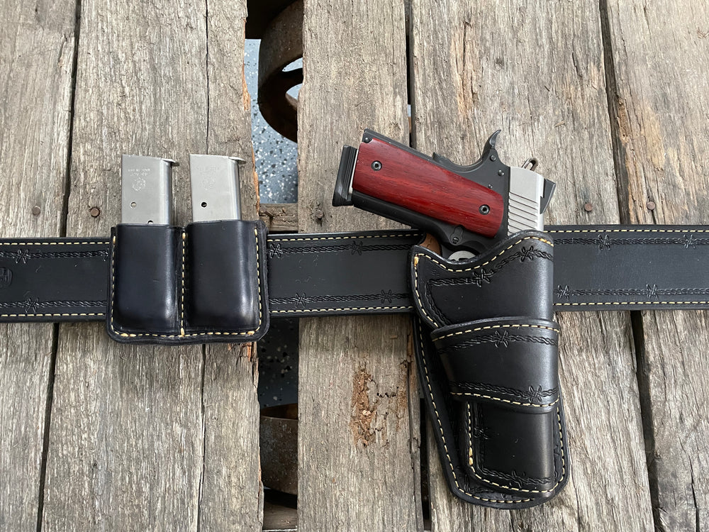 
                  
                    Wild Bunch Handmade Herman Oak leather USA MADE Wild bunch belt and holster 1911 belt and holster
                  
                