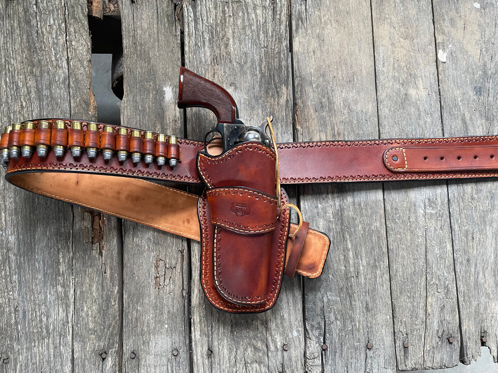 
                  
                    Lined single holster cowboy rig with bullet loops cowboy belt cartridge belt made in USA
                  
                