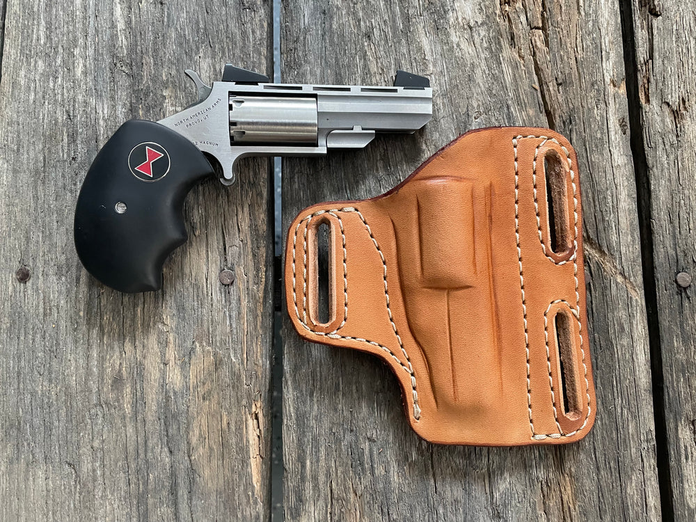 
                  
                    NAA North American Arms Black Widow 22 mag strong and Crossdraw holster
                  
                