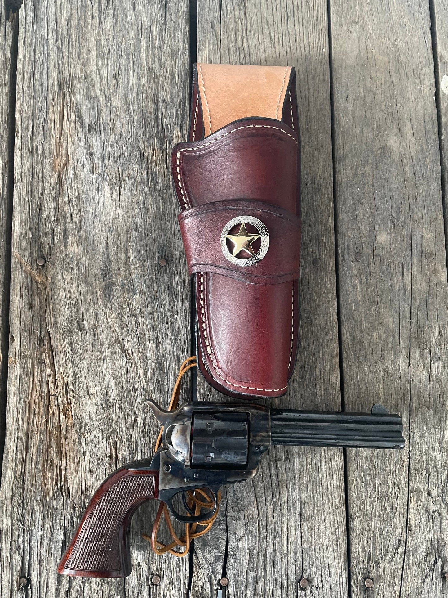 
                  
                    USA MADE Lawman Lined Handmade Herman Oak leather Cowboy holster
                  
                